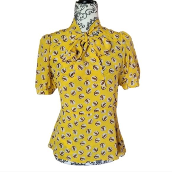 Anthropologie Tops - Anthro Girls From Savoy Lemon Liftoff owl print blouse size 8